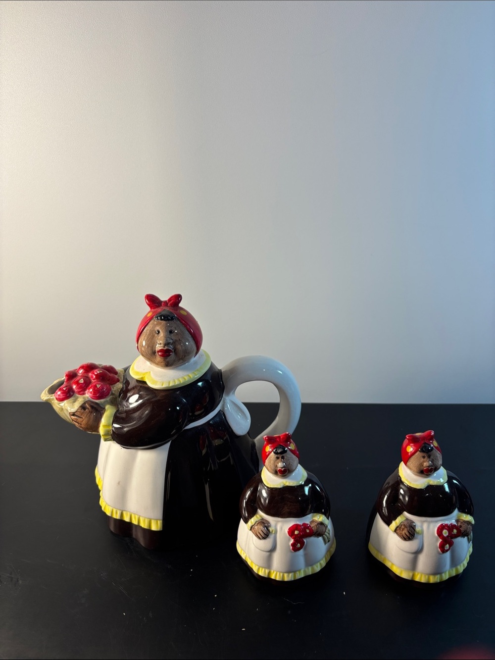 Rare!  Vintage. Black & White Ceramic Mandy Teapot and Shaker Set.